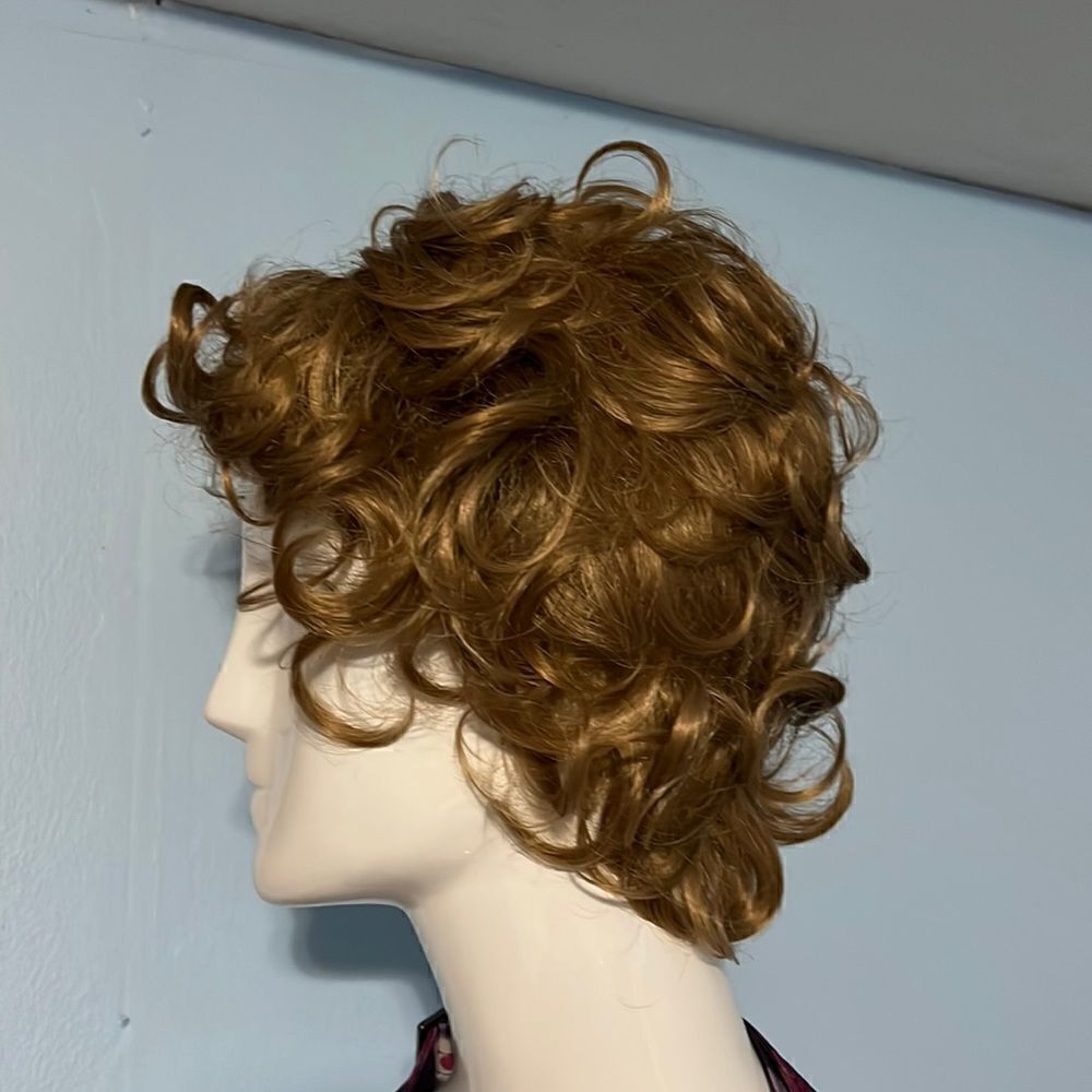 New Europens Wig  